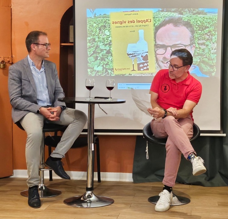 Vernissage et lancement du roman L'Appel des vignes d'Aldric Tourres auteur de roman sur le monde du vin et de la vigne